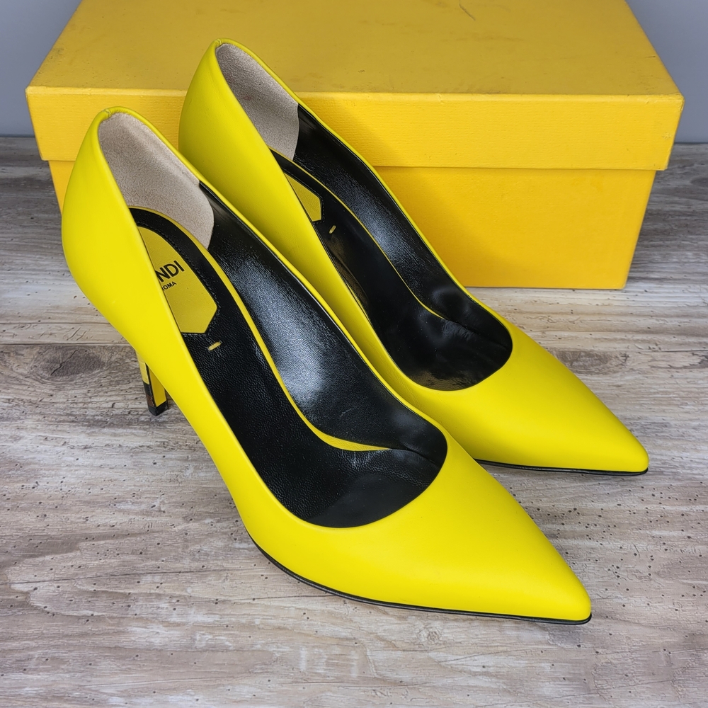 Fendi Neon Yellow Pumps - Picture 9 of 10